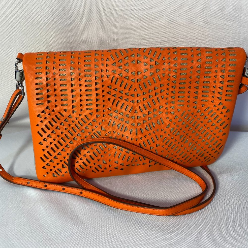 Stella & Dot Waverly Petite in Fresh Orange/ Linen Crossbody